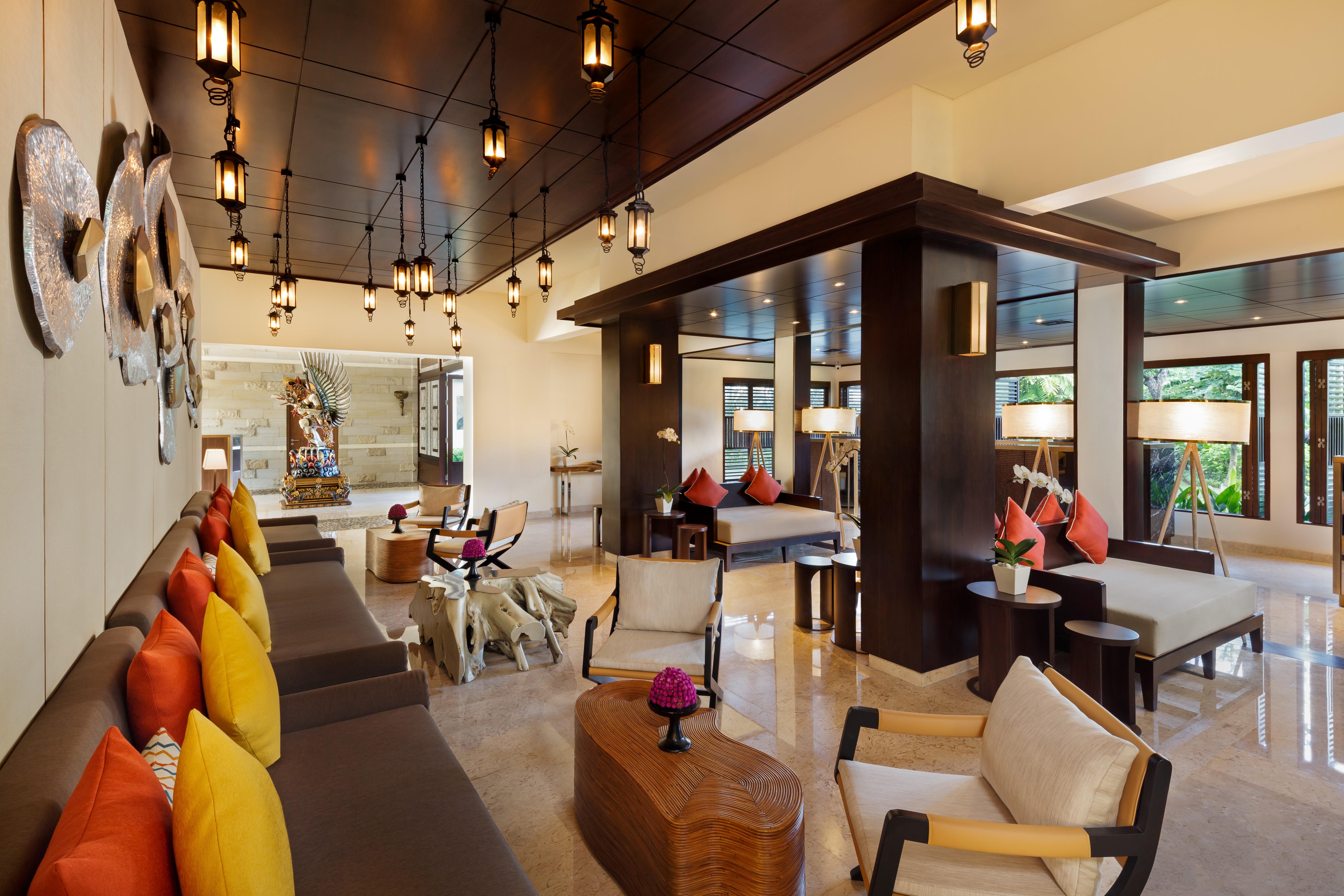 The Seminyak Beach Resort & Spa Eksteriør billede The lobby at the Taj Bengal